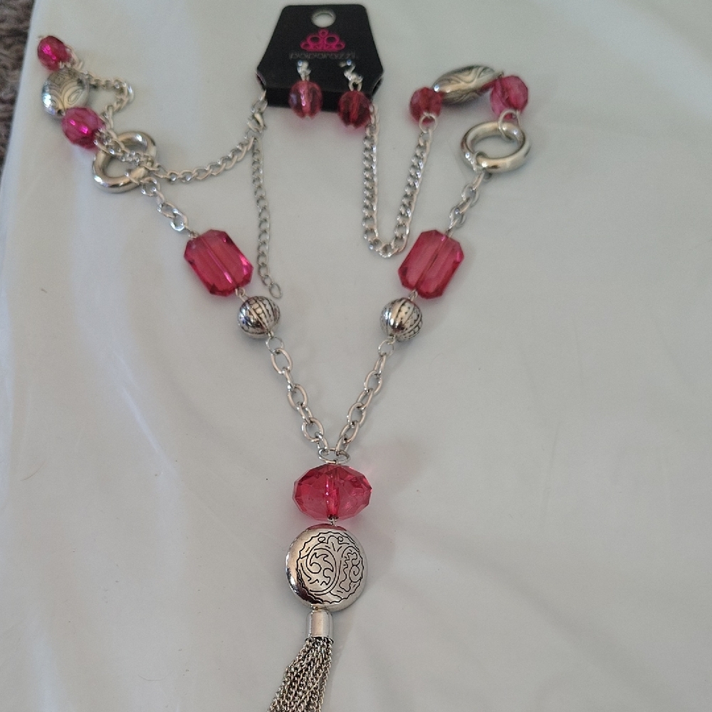Elegant Pink and Silver Necklace